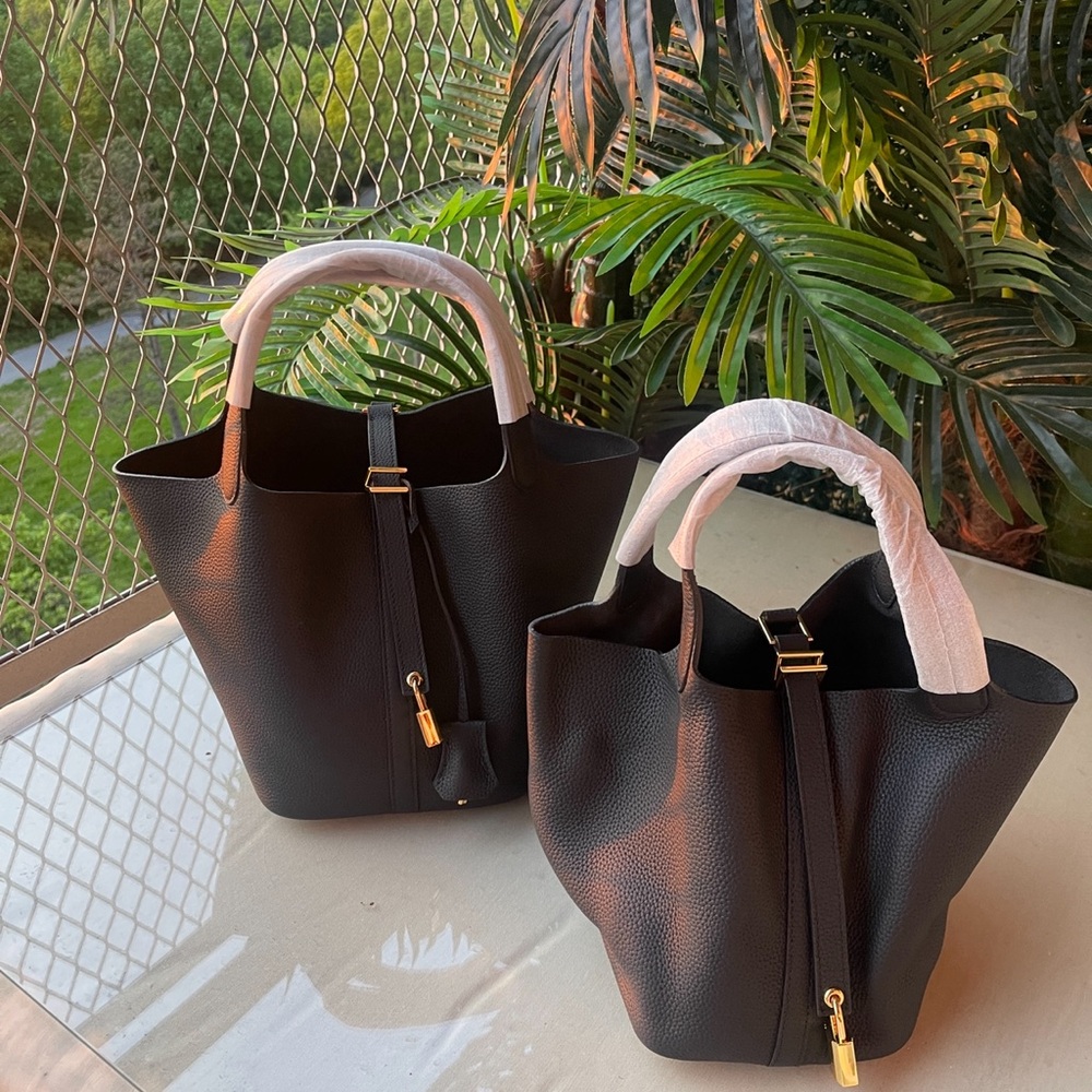 Leather Bucket Tote Bag - Black